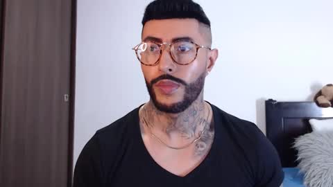 Independent Model online show from 02-03-25, 02:14