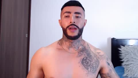 Independent Model online show from 02-08-25, 04:03