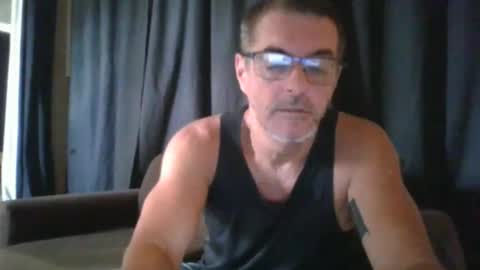 Snapshot of maximus_oreally chatting on 03-10-25, 11:38 Max online show from 03-10-25, 11:38