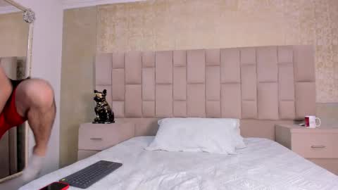 Maximus online show from 10-25-25, 03:58