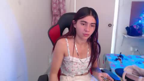 maxinesex_ online show from 11-13-25, 06:07