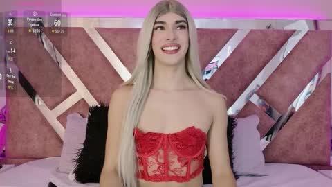 Maxi Rogers online show from 04-15-26, 12:01