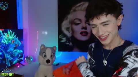 Max online show from 02-24-25, 06:38