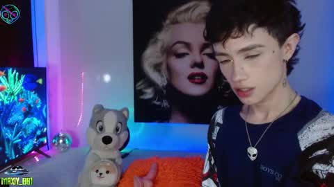 Max online show from 03-06-25, 01:03