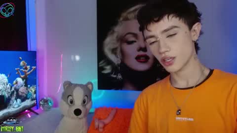 Max online show from 03-10-25, 05:22