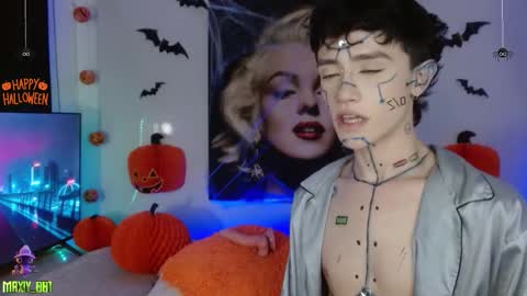 Max online show from 10-13-25, 01:16