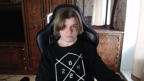 Max online show from 12-16-25, 09:14