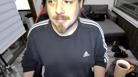 Snapshot of maxredz chatting on 03-09-25, 04:16 Max online show from 03-09-25, 04:16