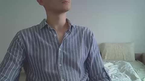 Snapshot of maxrelax90 chatting on 11-02-25, 10:06 maxrelax90 online show from 11-02-25, 10:06