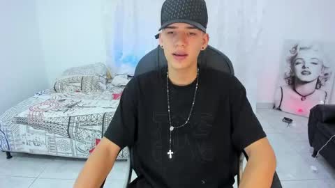 MaxThomson online show from 10-01-25, 08:04