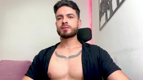 Snapshot of maxtowers chatting on 12-04-24, 04:10 Maxi online show from 12-04-24, 04:10