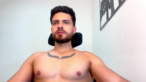 Snapshot of maxtowers chatting on 03-09-25, 03:43 Maxi online show from 03-09-25, 03:43