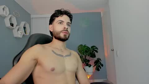 Maxi online show from 02-18-26, 02:40