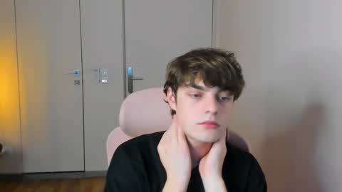 Snapshot of maxvibee chatting on 03-01-26, 03:36 Max online show from 03-01-26, 03:36