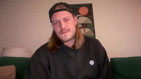 Max Watts online show from 11-22-25, 09:36