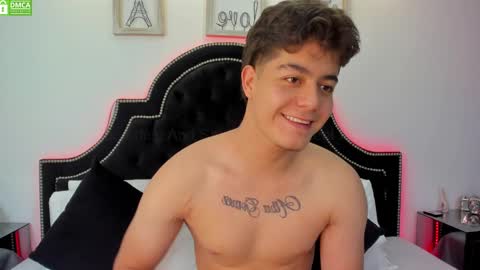 Maxxi online show from 03-01-25, 01:22