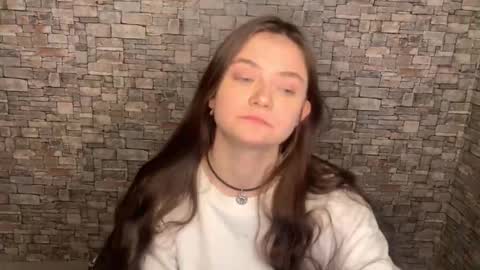 Snapshot of may_rollins chatting on 12-19-25, 06:04 may online show from 12-19-25, 06:04