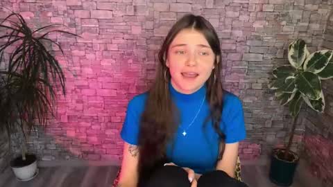 Snapshot of may_rollins chatting on 02-27-26, 02:06 may online show from 02-27-26, 02:06