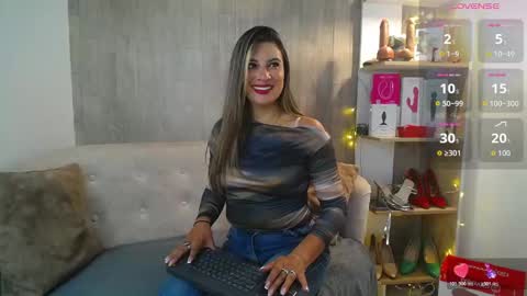 Snapshot of may_wood chatting on 03-28-26, 12:05 may_wood online show from 03-28-26, 12:05