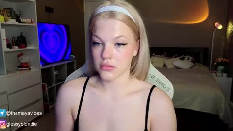 Maya online show from 04-05-26, 03:26