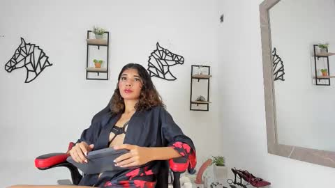 maya_deluxe online show from 09-15-25, 12:54