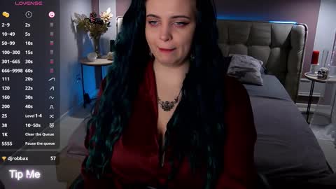 Maya Mils online show from 10-12-25, 01:48