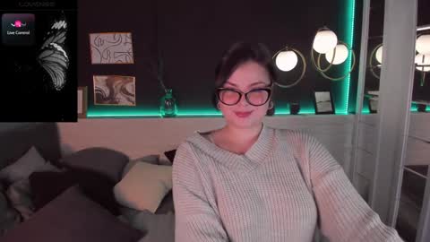 Snapshot of maya_muse chatting on 02-03-25, 05:03 Woman online show from 02-03-25, 05:03