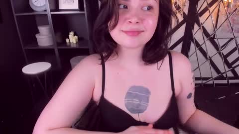 Snapshot of maya_muse chatting on 03-02-25, 07:56 Woman online show from 03-02-25, 07:56