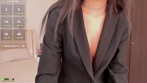 Snapshot of maya_princess0420 chatting on 11-13-25, 04:17 Maya online show from 11-13-25, 04:17