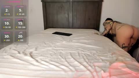 Snapshot of mayaamor chatting on 11-13-25, 07:07 mayaamor online show from 11-13-25, 07:07