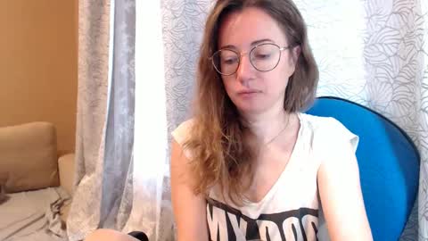 Maya online show from 09-26-25, 04:05