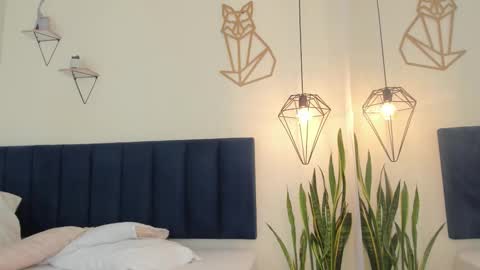 SOFIA online show from 12-01-25, 12:32