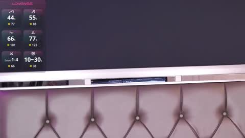 Snapshot of mayahales chatting on 11-13-25, 12:04 Maya online show from 11-13-25, 12:04