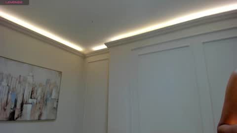 M A Y A    H O F F M A N online show from 02-14-26, 11:18