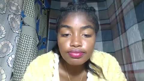 Snapshot of mayajadorelie chatting on 09-10-25, 04:07 charlesia online show from 09-10-25, 04:07