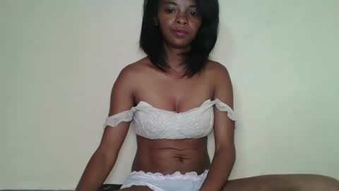 mayalabelle online show from 11-20-25, 05:18