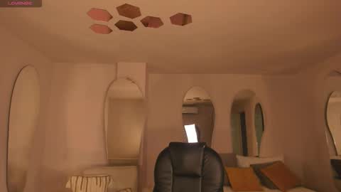 Snapshot of mayamoretti chatting on 02-09-26, 04:49 Maya online show from 02-09-26, 04:49