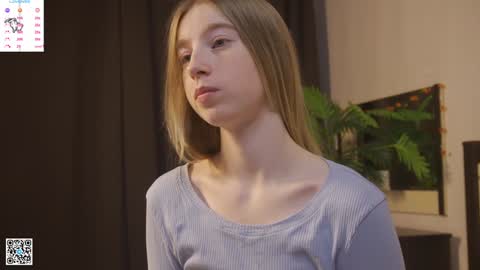 Violet online show from 12-18-24, 08:14