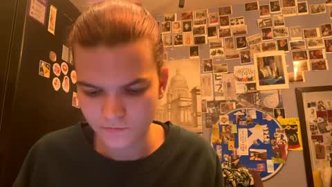 Rose online show from 03-27-26, 09:25