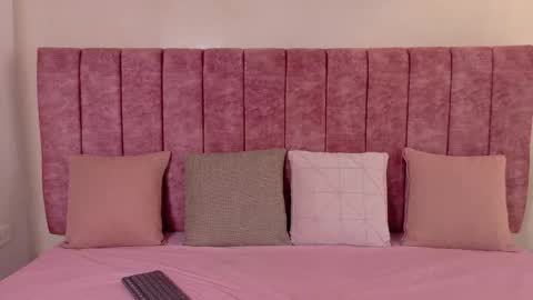 Rousse online show from 02-13-26, 01:51