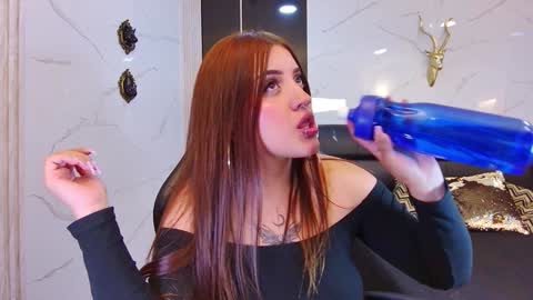 Maylin online show from 02-07-25, 07:40