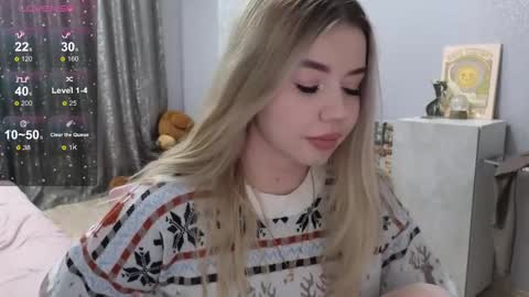 Snapshot of maymallorie chatting on 01-30-25, 07:48 may online show from 01-30-25, 07:48