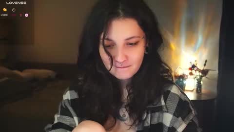 Mary  . online show from 11-08-25, 06:24