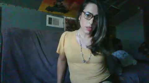 diana doll online show from 10-17-25, 08:11