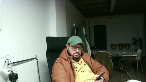 maythe4bwu online show from 12-17-24, 05:04