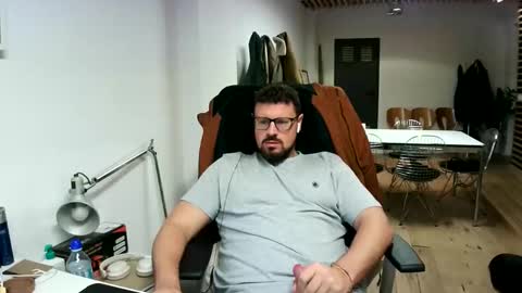 maythe4bwu online show from 10-04-25, 01:09