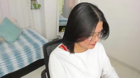 Snapshot of mayu_kim chatting on 10-09-25, 07:23 Mayu KIm online show from 10-09-25, 07:23