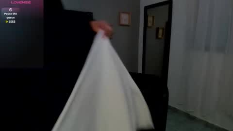 Snapshot of mayu_kim chatting on 11-05-25, 11:10 Mayu KIm online show from 11-05-25, 11:10