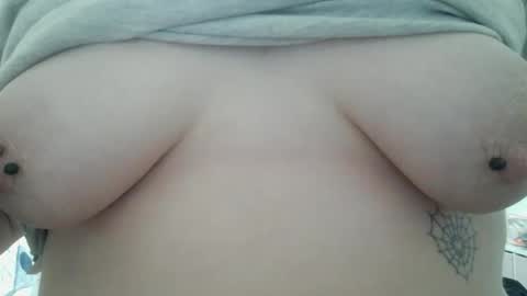 Snapshot of mazydaizy chatting on 12-03-25, 03:36 mazydaizy online show from 12-03-25, 03:36