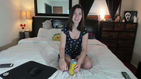 Snapshot of mbbc35 chatting on 10-14-25, 03:13 Ill be back soon online show from 10-14-25, 03:13